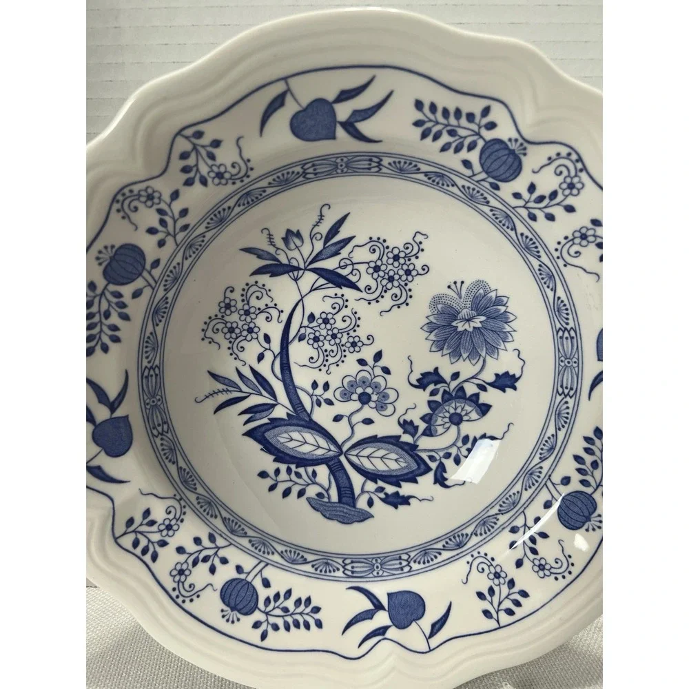 Vintage Oriental Onion Ironstone (Japan) 9-1/2 inch Vegetable/Serving Bowl